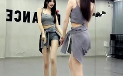 未满十八岁勿入漫画网站